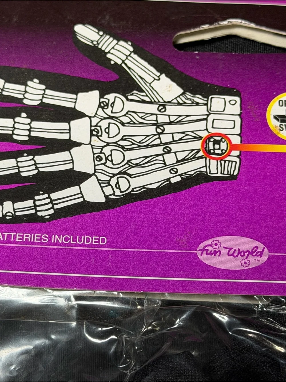 Fun World futuristic cyborg
